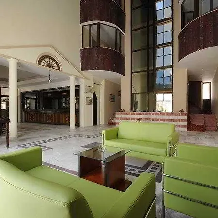فندق Kapmar إتْشميلير